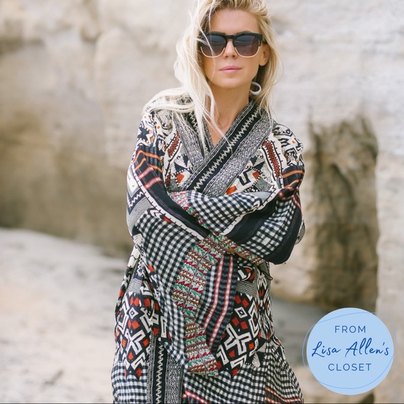 Camilla Tops - Camilla 100% silk kimono